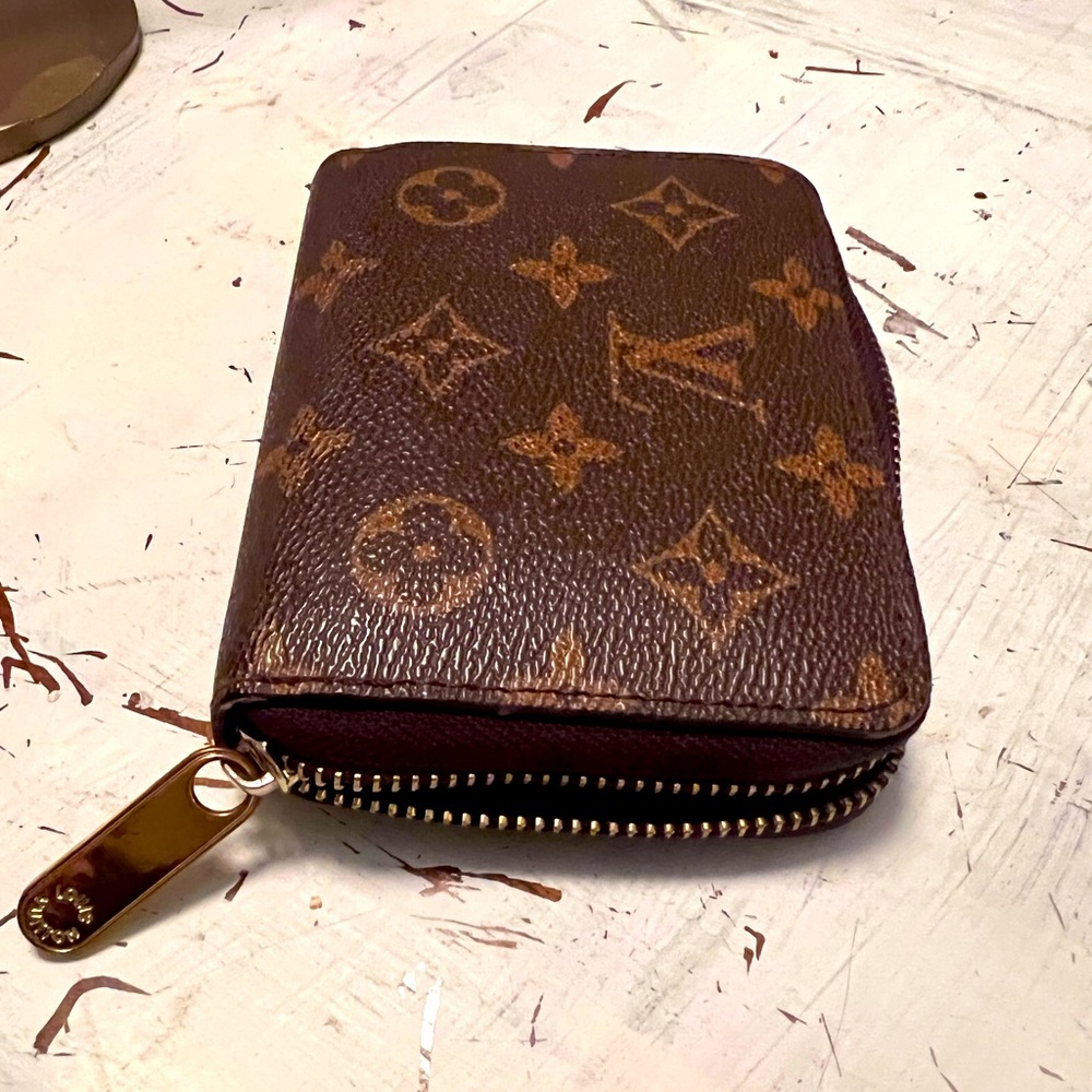 Designer inspired wallet with zipper closure